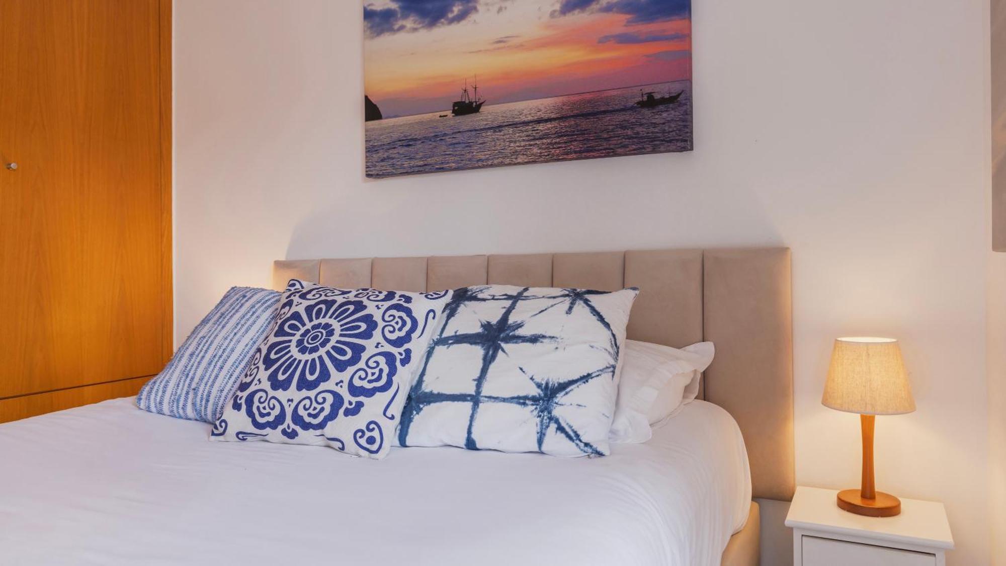Sunny Design Apt In Praca Das Flores By Lovelystay Lisboa Eksteriør bilde